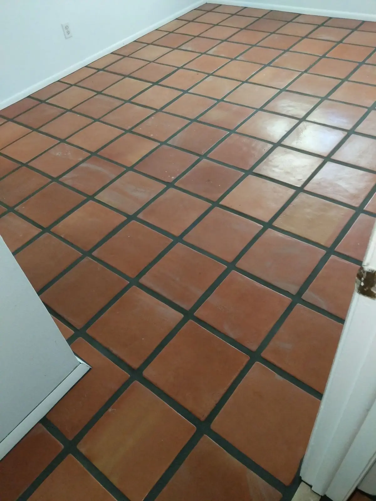 Tile Repair & Regrouting
